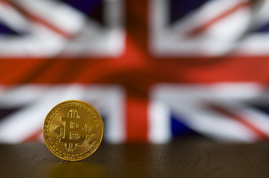 uk flag and bitcoin